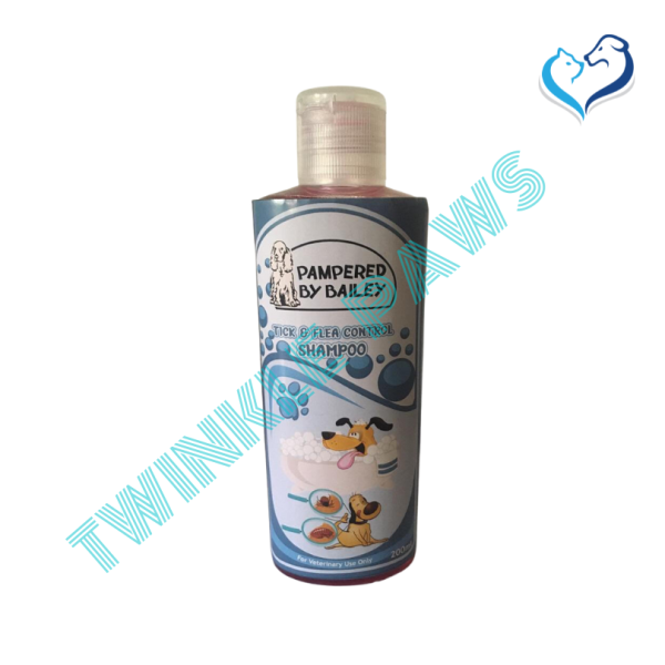 THORNWOOD Tick & Flea Control Shampoo